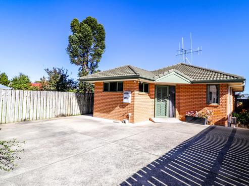 403 Court Street, Thames