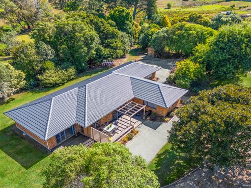9 Awaroa Stream Drive, Waiuku