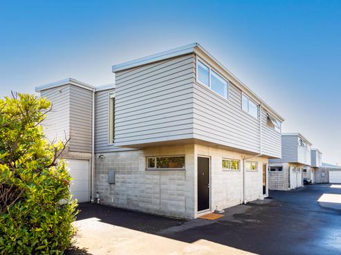 32A Champion Street, Edgeware