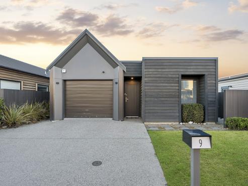 9 Mount Creighton Crescent, Wanaka