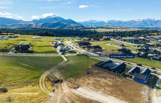 8 Stonehenge Road, Wanaka