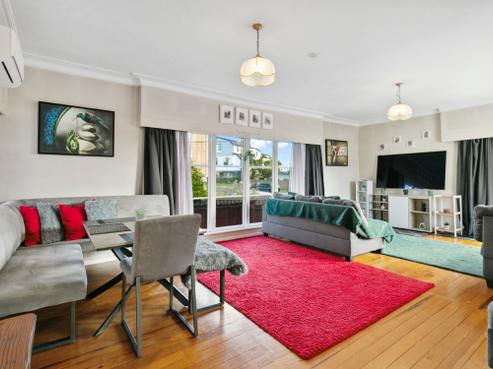 1/9 Sheehan Road, Te Atatu South