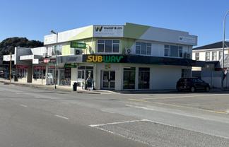 Elevated Corner Office – Central Ōtaki