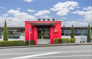 Market Road Presence with Fit Out