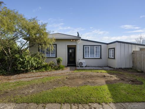 16 Falstaff Street, Stratford