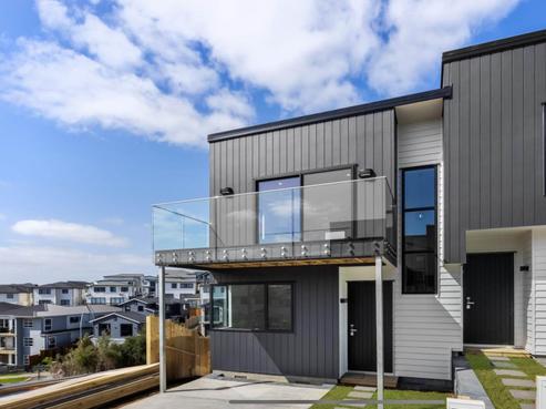 11 Kautawa Lane, Massey