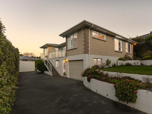 264 Cannon Hill Crescent, Mount Pleasant