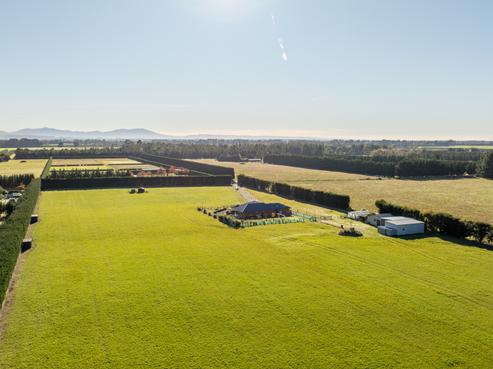 2233 South Eyre Road, West Eyreton