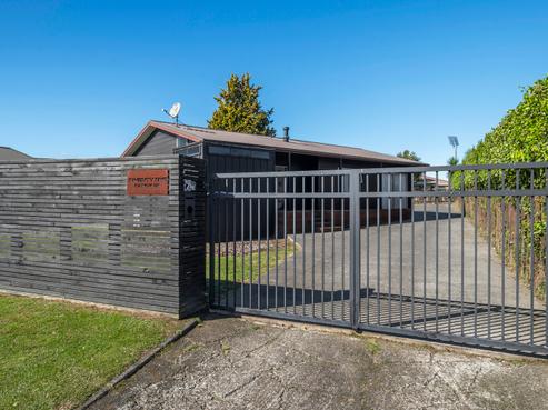 21 Carter Drive, Westbrook