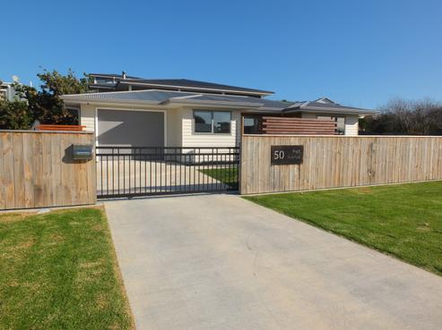 50 Pratt Avenue, Foxton Beach