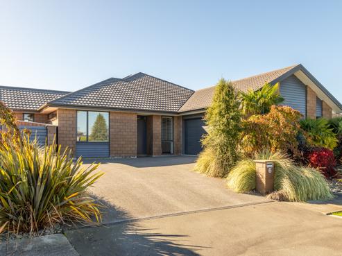 6 Kokopu Street, Pegasus