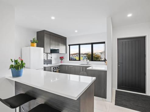 4 Koiora Road, Clarks Beach