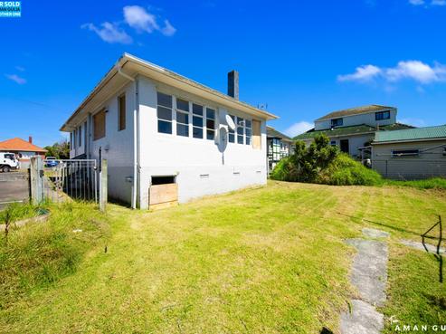 16 Tasman Avenue, Mount Albert