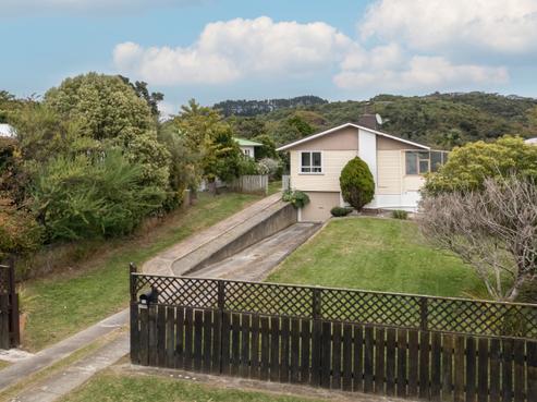17 Riwai Street, Paraparaumu