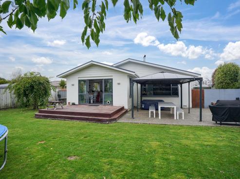 64 Watt Road, Otatara