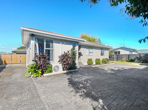 27 Sunlands Drive, Manurewa