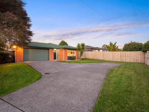 8 Edingale Court, Flat Bush