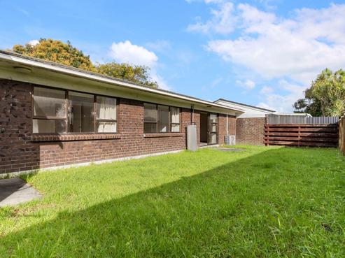 2/545 Weymouth Road, Weymouth