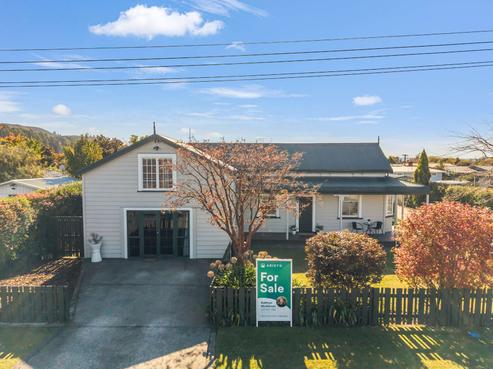 8 Cochrane Street, Fairy Springs