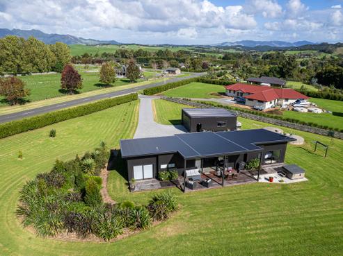 18 Springs Road, Poroti