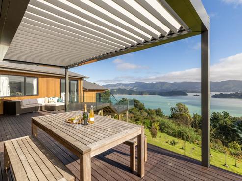16 Doris Faigan Lane, Charteris Bay