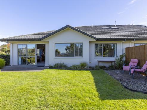 44 Lakeridge Close, Rangatira Park