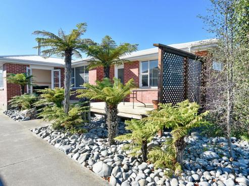 13 Lyndhurst Crescent, Aranui