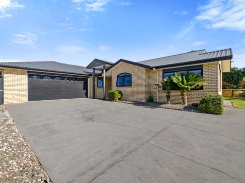 4 Willow Place, Whalers Gate