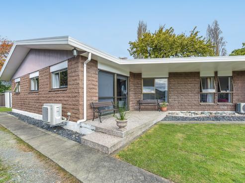 27 Browning Crescent, Stoke