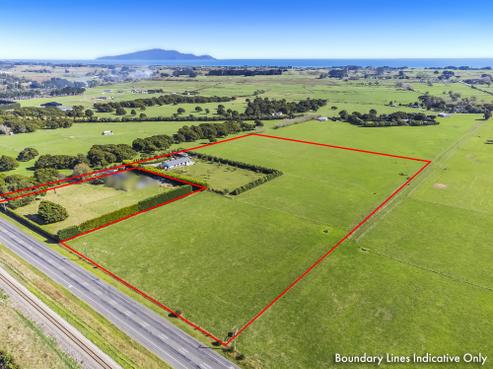1037 State Highway 1, Otaki