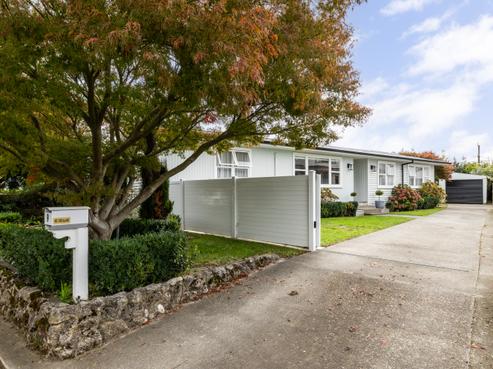 9 Elliott Crescent, Havelock North