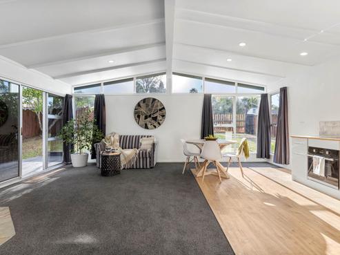 74 Fitzwater Place, Henderson