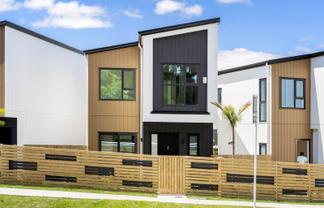  2/155 Te Atatu Road, Te Atatu South