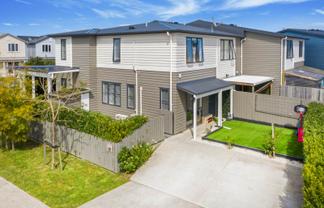 69 Saddleback Crescent, Papakura