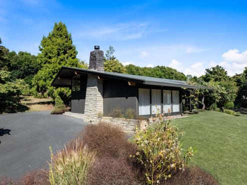35 Ocean View Road, Hillcrest