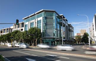 CBRE - LARGE OFFERING MAHUHU CRESCENT