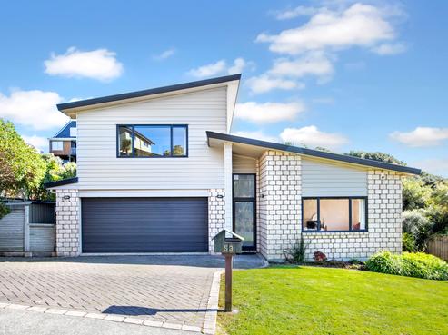 53 Saint Ives Drive, Camborne