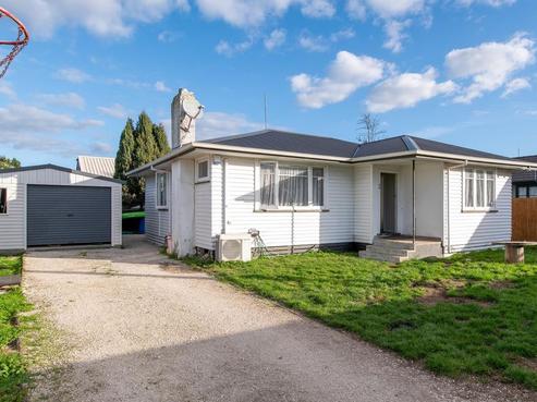 15 Isobel Street, Fairy Springs