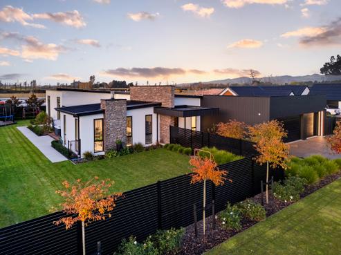 3 Veuve Drive, Lincoln