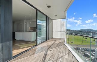 709/223B Green Lane West, Epsom