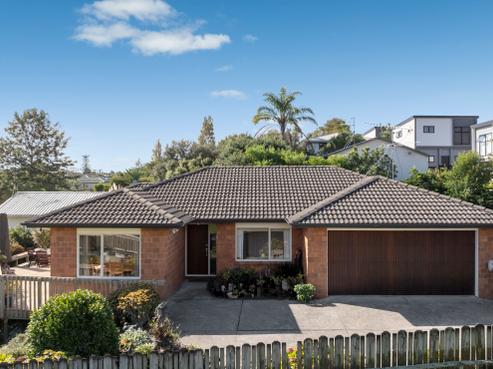 24A Orinda Close, Botany Downs
