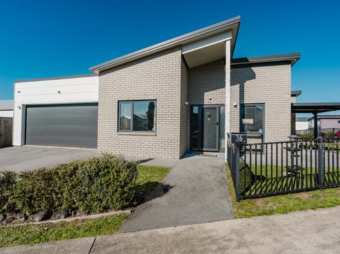 36 Ridgedale Crescent, Flagstaff