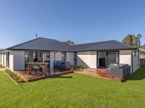 3 Bob Reid Crescent, Darfield