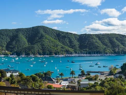 24 Amelia Crescent, Waikawa