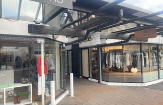 COURTYARD RETAIL GEM
