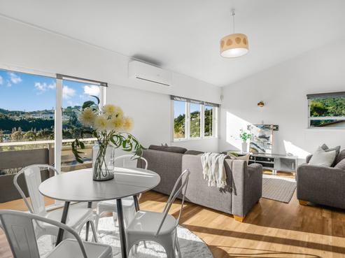 2/54 Holborn Drive, Stokes Valley
