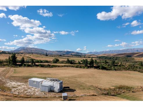 1976 Saint Bathans Loop Road, Omakau