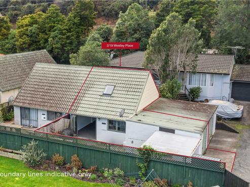 2/19 Westley Place, Bishopdale