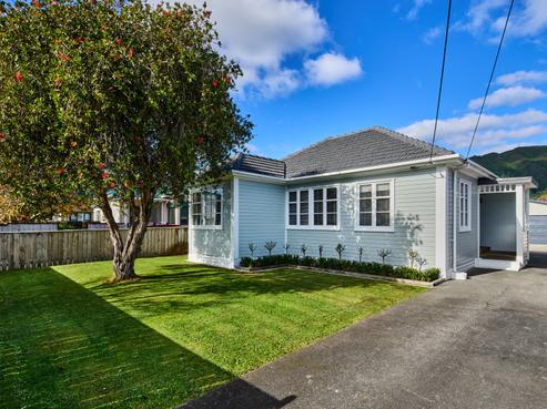 33 Gibson Crescent, Naenae