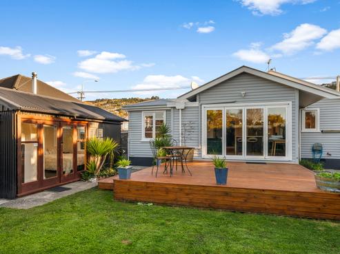 65 Main Road, Redcliffs